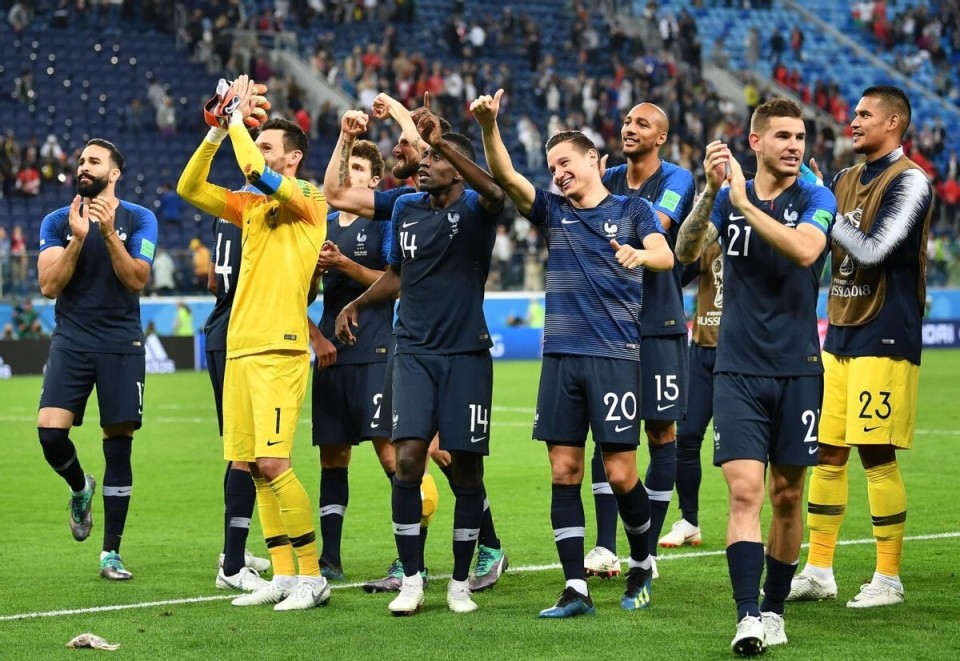 在首盘开局 在首盘开局