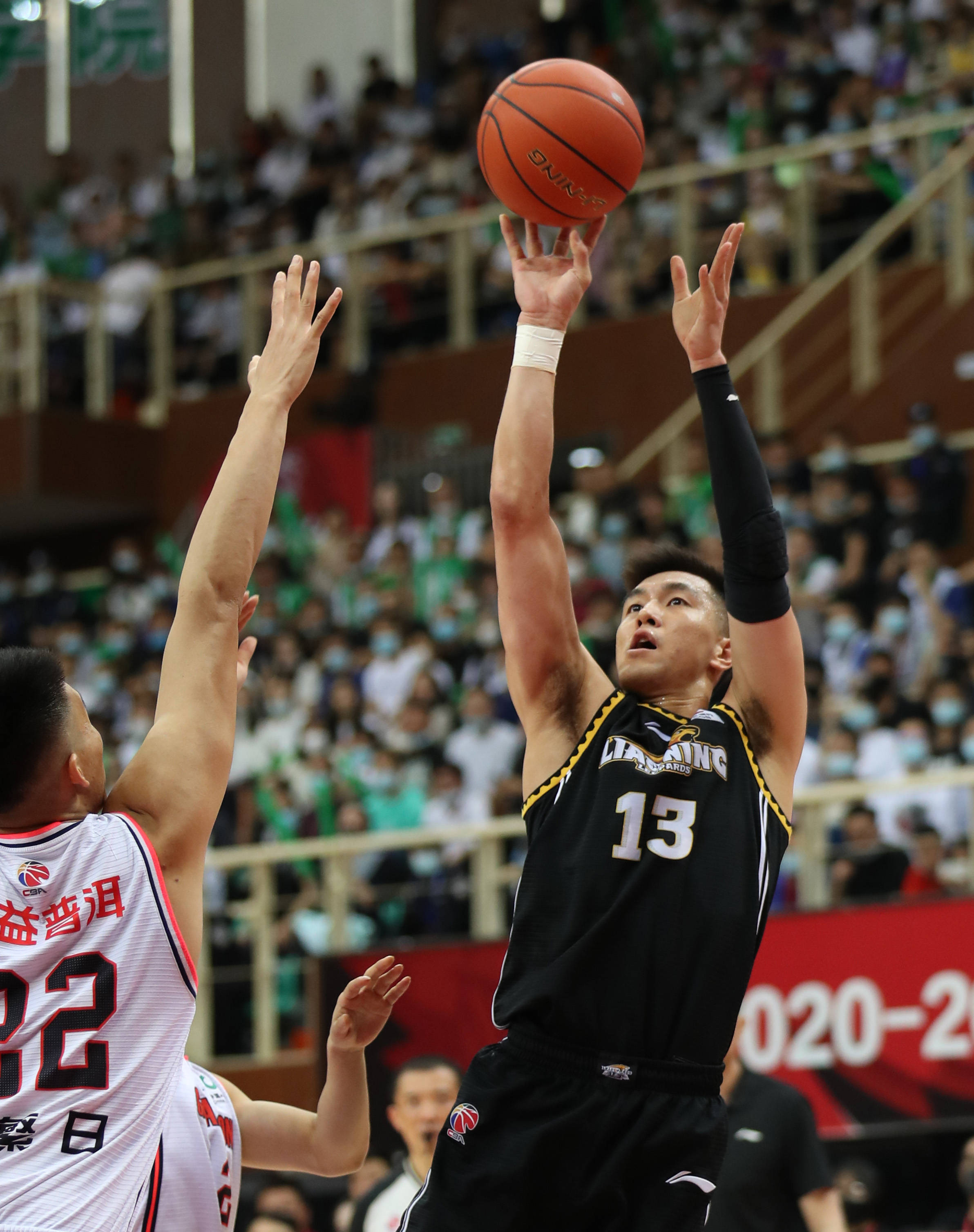 他特意走向 他特意走向