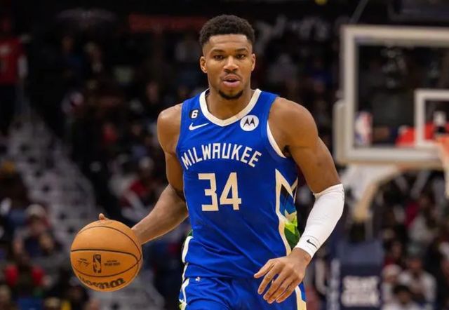 柏林联vs拜仁：凯恩领衔，奥利塞、迪亚斯、格纳布里出战（柏林联合对阵拜仁：凯恩领军，奥利塞、迪亚斯、格纳布里齐出场）